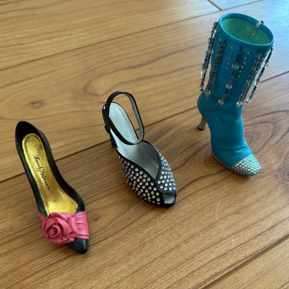 Vintage Just The Right Shoe Collection: Glam Divas